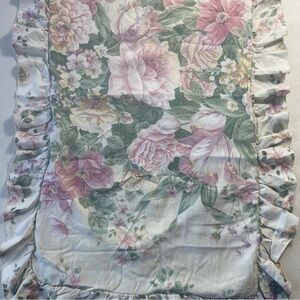 Vintage Martha Stewart floral ruffle rectangle pillow sham.